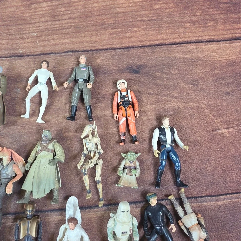 Hasbro Star Wars Action Figure Lot 40+ Pc Multicolor Good Vintage Modern Mix